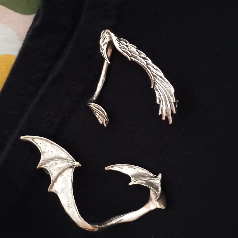 Set Of Silver Grunge Ear Cuffs Pierced Awesome Shape